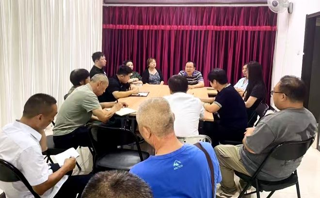 口的“爆改”打造多彩龙腾苑六区社区k8凯发国际登录“六色助力”！家门(图13)